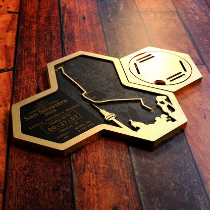 Medallero Hexagonal Marathón Personalizado con Nombre, dorsal, tiempos, etc.