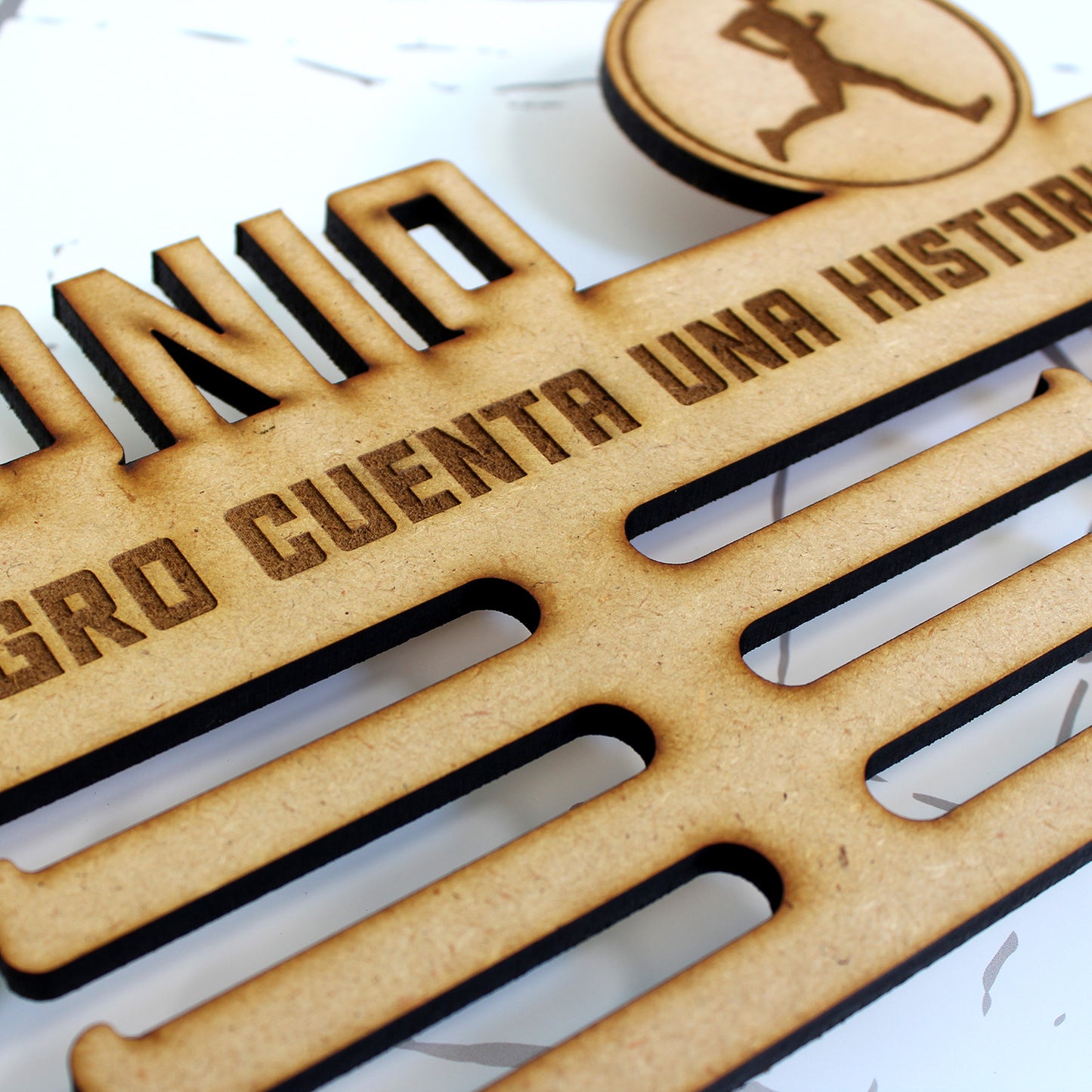 Medallero Madera Personalizado con Nombre