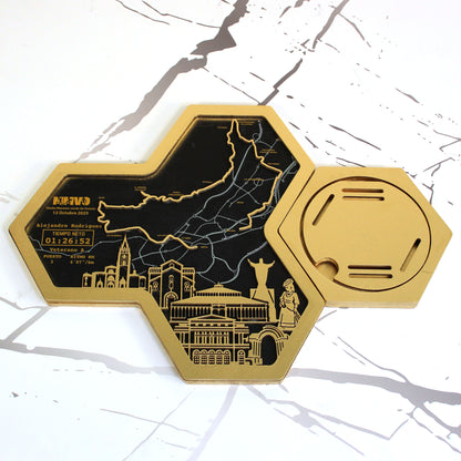Medallero Hexagonal para exhibir tu medalla de la Media Maratón de Oviedo Personalizado con Nombre, dorsal, tiempos, etc.
