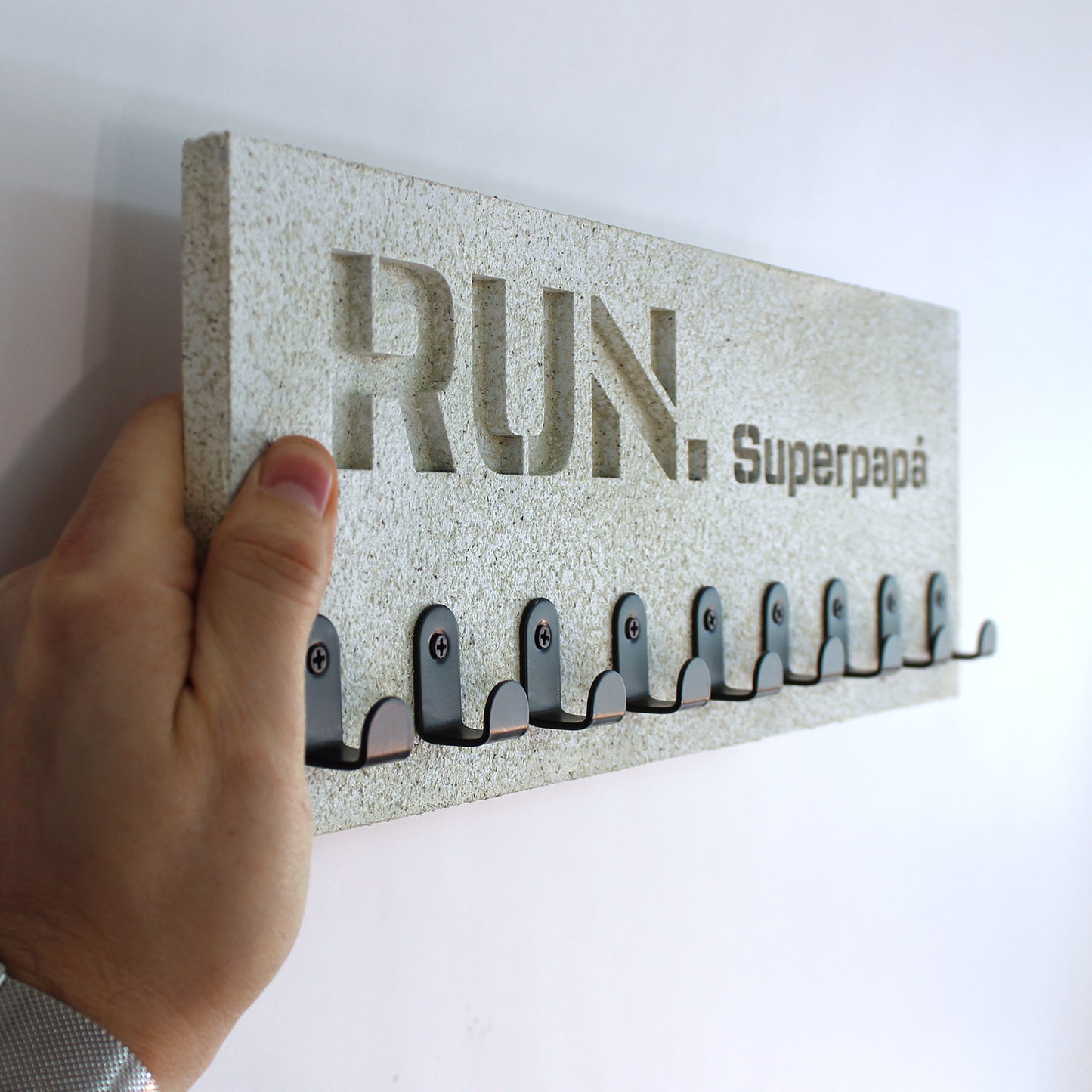 Medallero Running Personalizado con Nombre, Modelo Run Stone